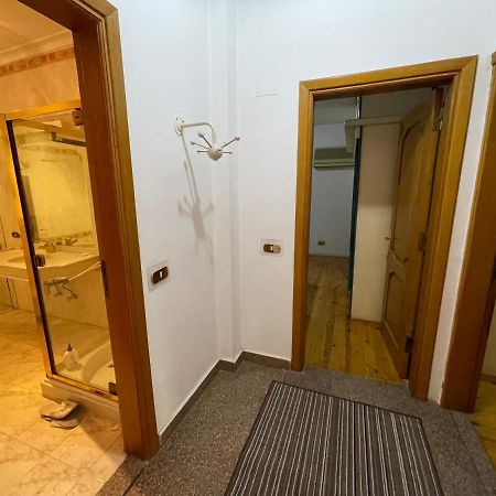 Heliopolis Modern 2Bdr Apartment 开罗 外观 照片