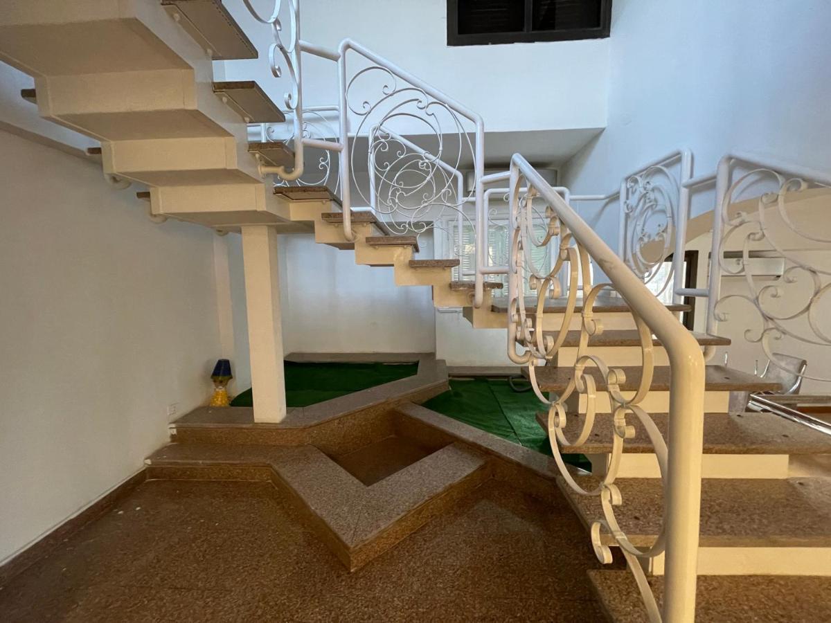 Heliopolis Modern 2Bdr Apartment 开罗 外观 照片